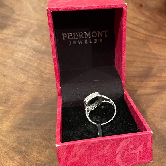 Faceted black Onyx Ring, cushion cut Rhodium plated split shank band, Sz. 7,NWT - Picture 13 of 16